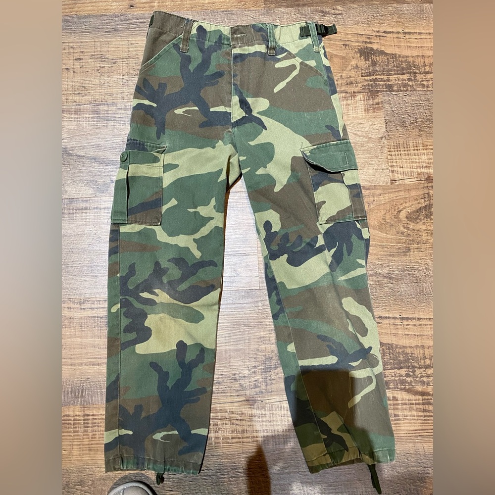 Boys camo pants size 12